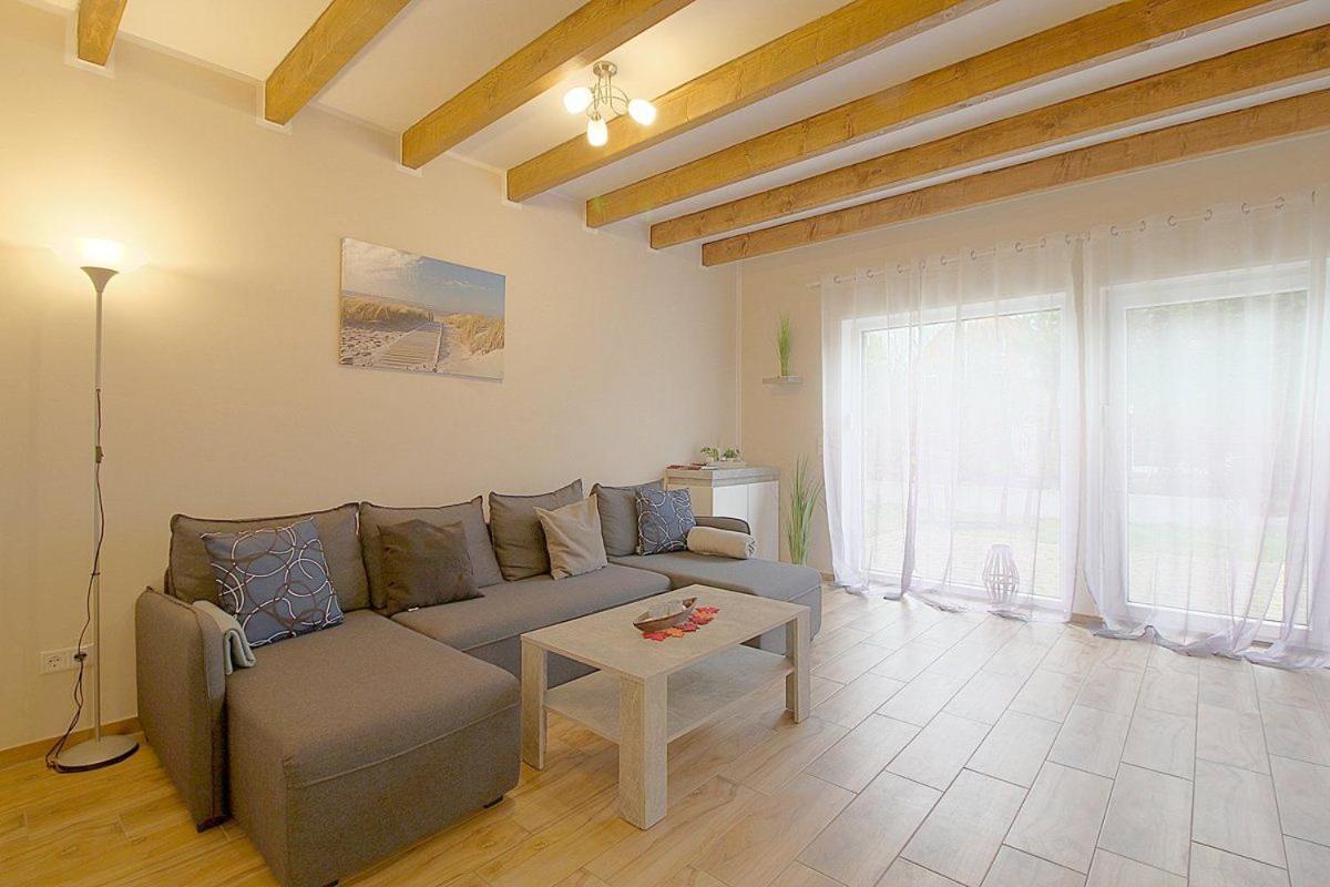 Ferienhaus Lanah Wurster Nordseekuste 외부 사진